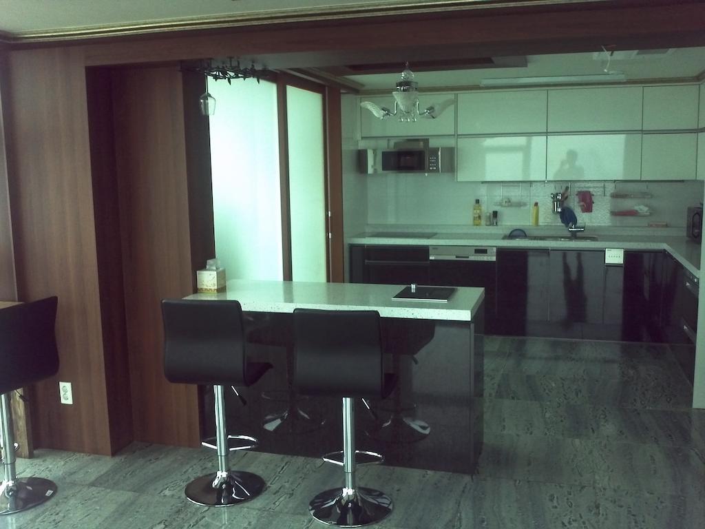 Aj House Hostel ปูซาน ภายนอก รูปภาพ