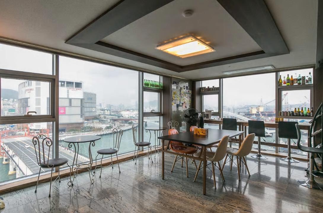 Aj House Hostel ปูซาน ภายนอก รูปภาพ